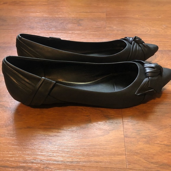 Pointed toe flats - Picture 2 of 4